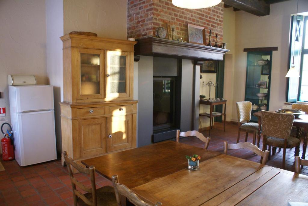 B&B De Metstermolen Sint-Truiden Ruang foto
